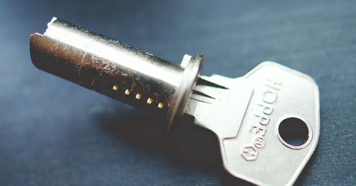 What Makes a Commercial Office Lockout Service Different — Maple Guard Security Mississauga